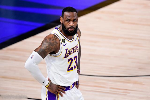 克雷28分库里17分阿德巴约24分 勇士大胜热火