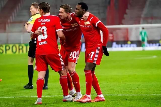 加兰40+9骑士擒猛龙12连胜 森林狼胜魔术3连胜