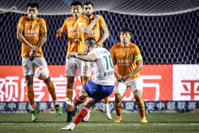 记者：赖斯将缺席对阵水晶宫的联赛杯比赛